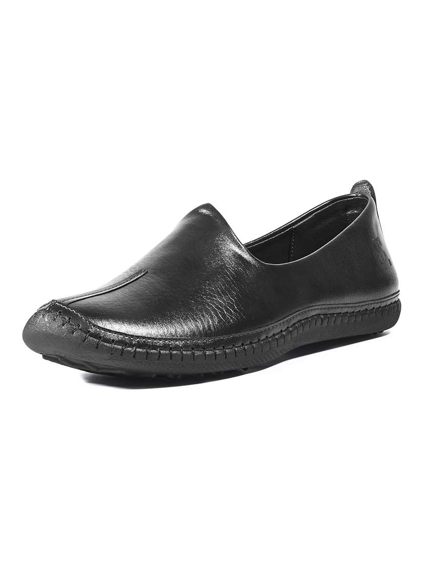 men black slip on mojari - 22183283 -  Standard Image - 2