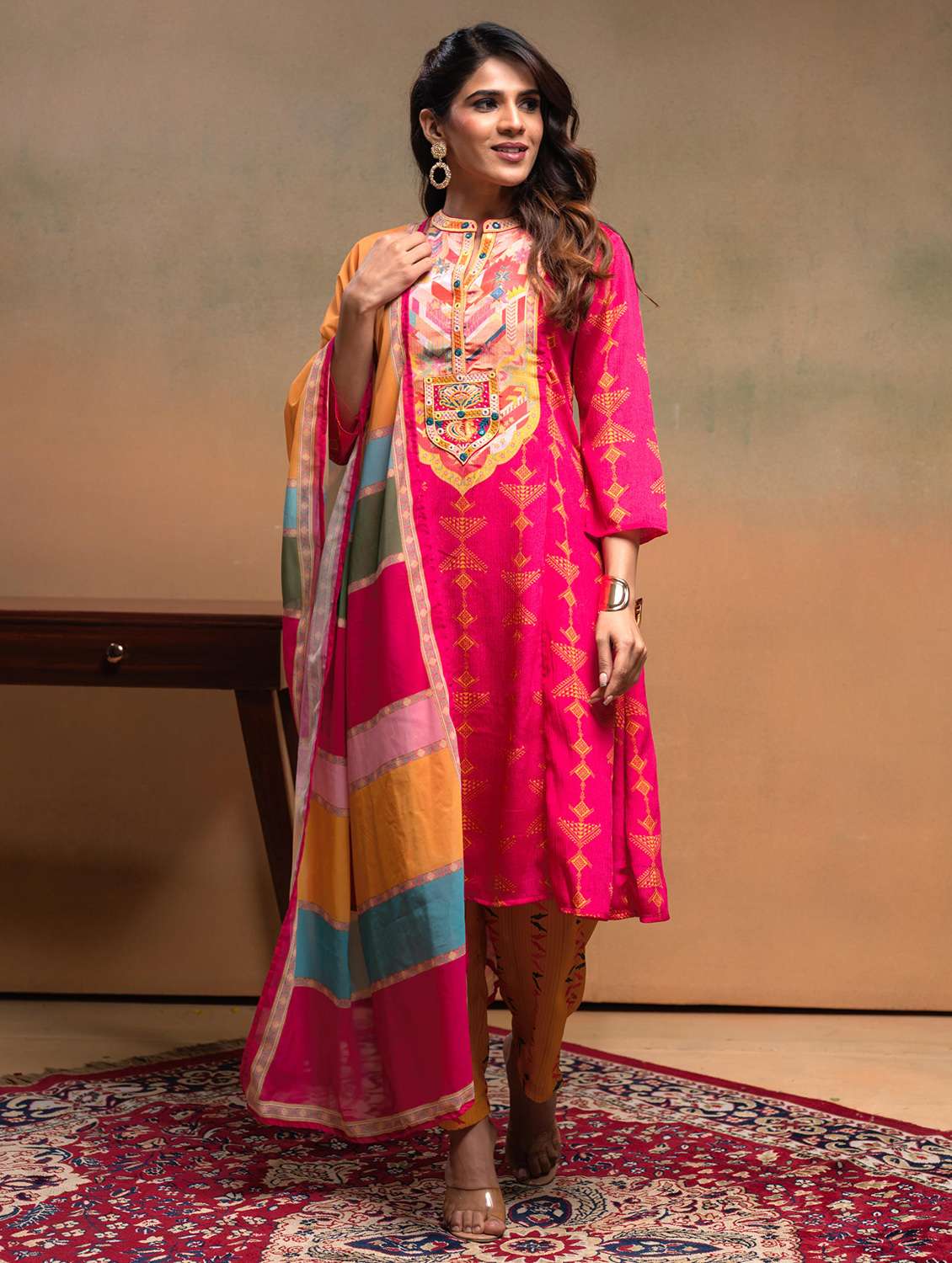 women printed three quarter sleeve kurta pant with dupatta set