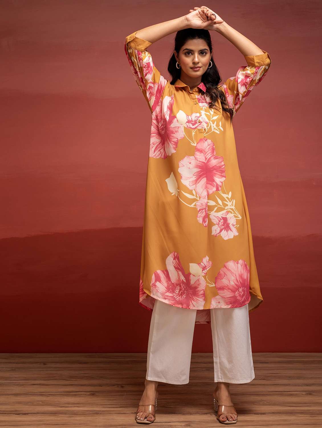 women floral three quarter sleeve a-line kurta - 22183446 -  Standard Image - 2