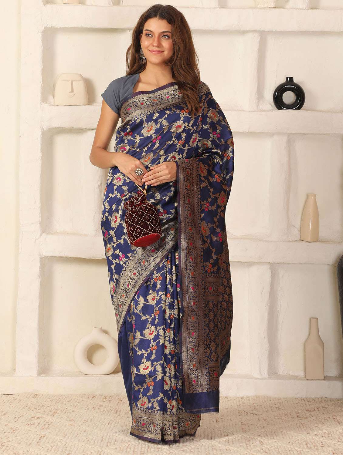 women self design banarasi saree with blouse - 22183709 -  Standard Image - 2