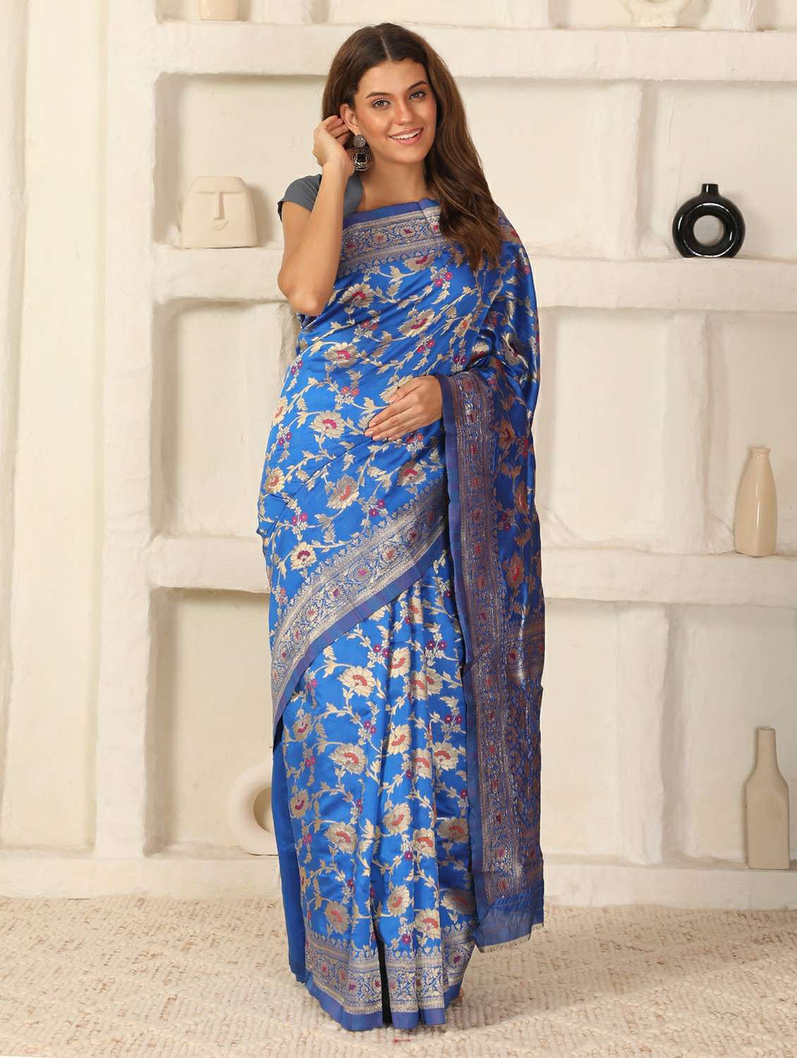 women self design banarasi saree with blouse - 22183712 -  Standard Image - 2