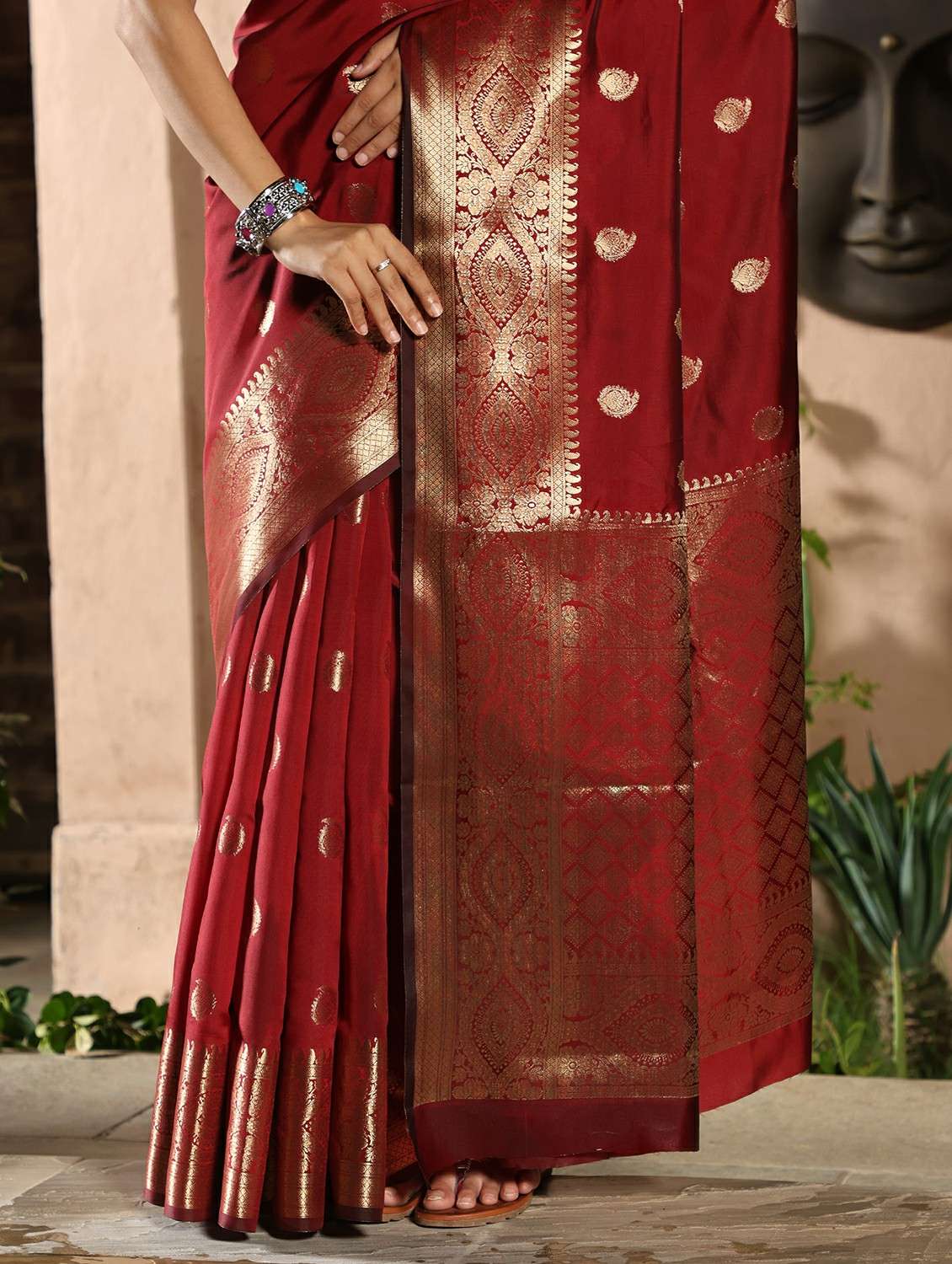 women self design banarasi saree with blouse - 22183719 -  Standard Image - 7