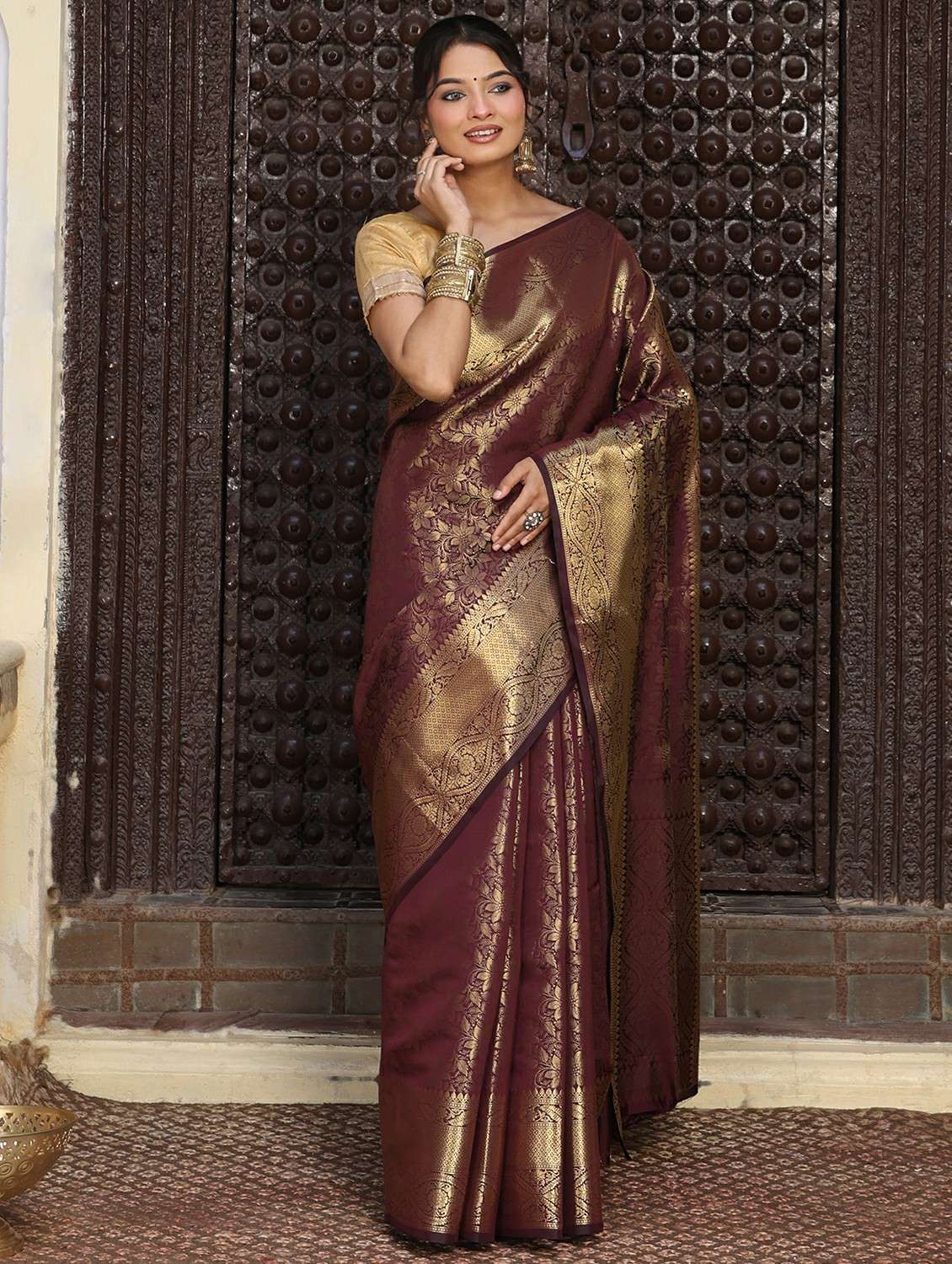 women self design banarasi saree with blouse - 22183735 -  Standard Image - 2