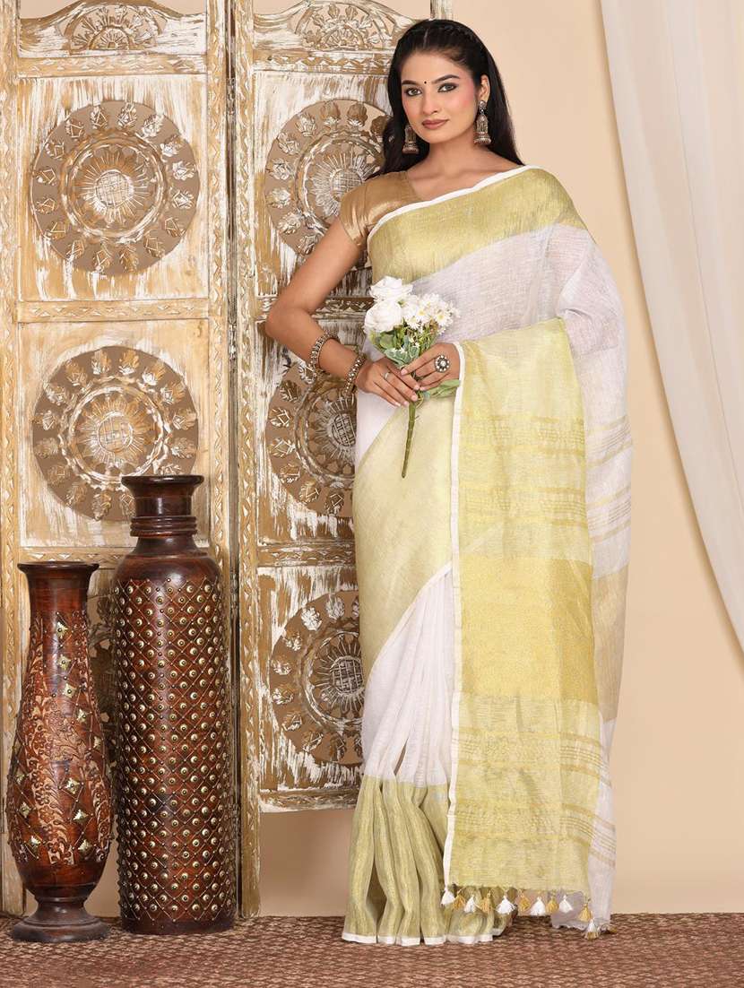 women solid with bordered saree with blouse - 22183742 -  Standard Image - 2