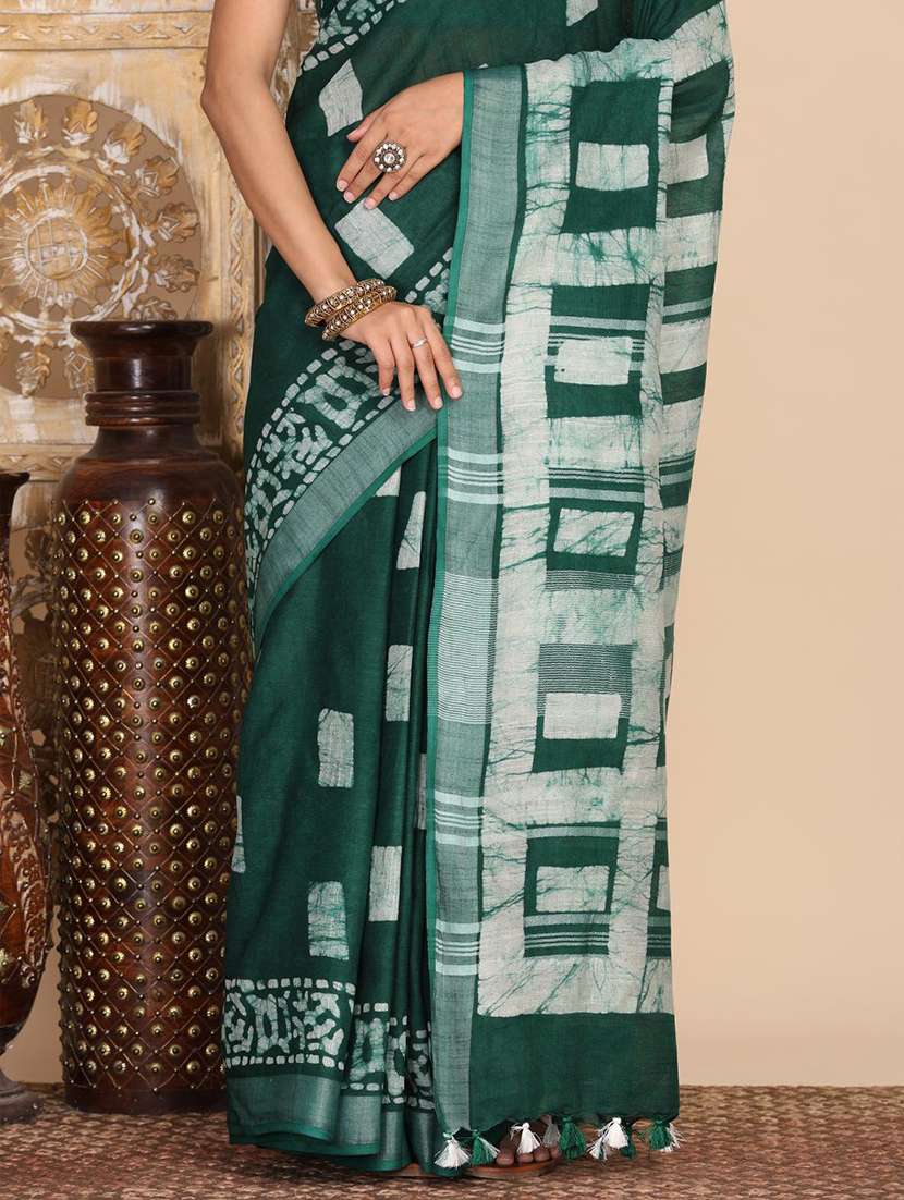 women batik printed saree with blouse - 22183745 -  Standard Image - 7