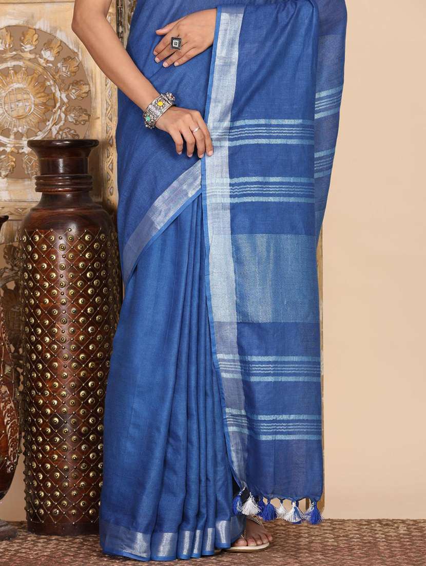 women solid with bordered saree with blouse - 22183749 -  Standard Image - 7