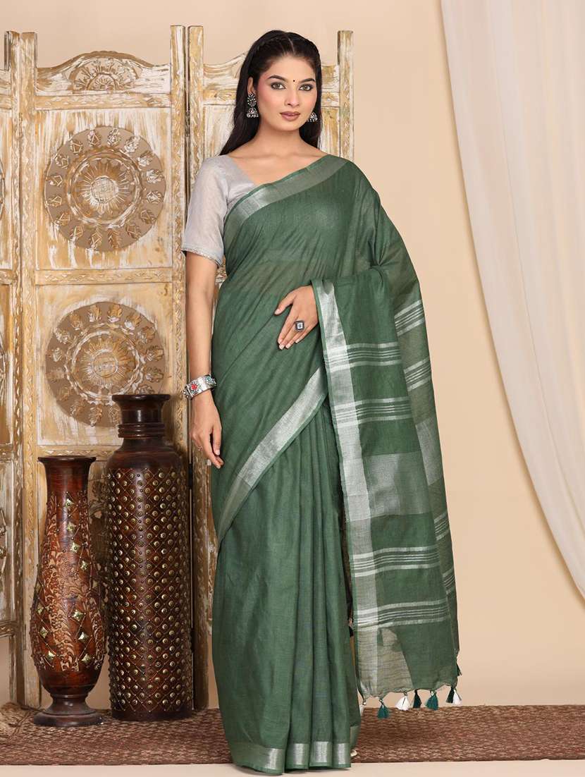 women solid with bordered saree with blouse - 22183750 -  Standard Image - 2