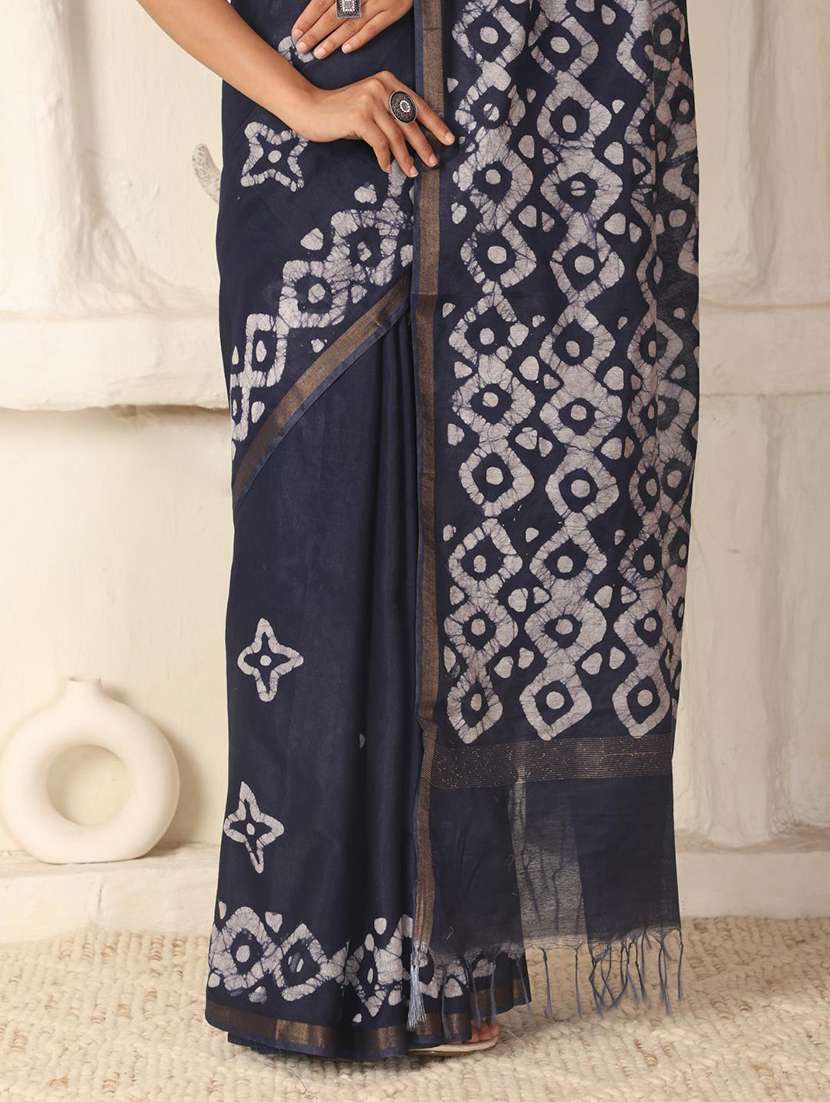 women batik printed saree with blouse - 22183758 -  Standard Image - 7