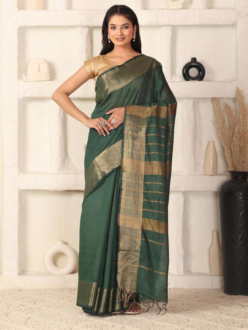 women solid with bordered saree with blouse