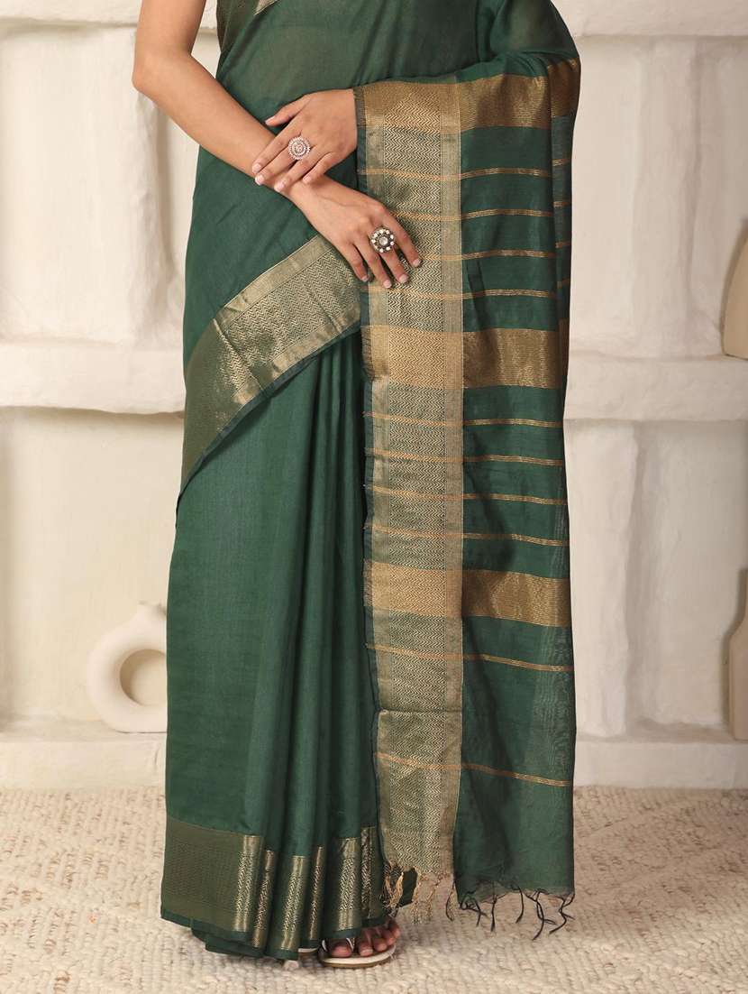 women solid with bordered saree with blouse - 22183771 -  Standard Image - 7