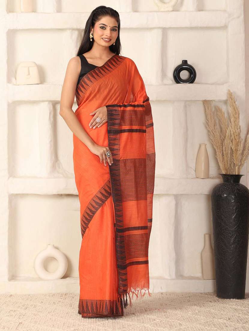 women solid with bordered saree with blouse - 22183776 -  Standard Image - 2
