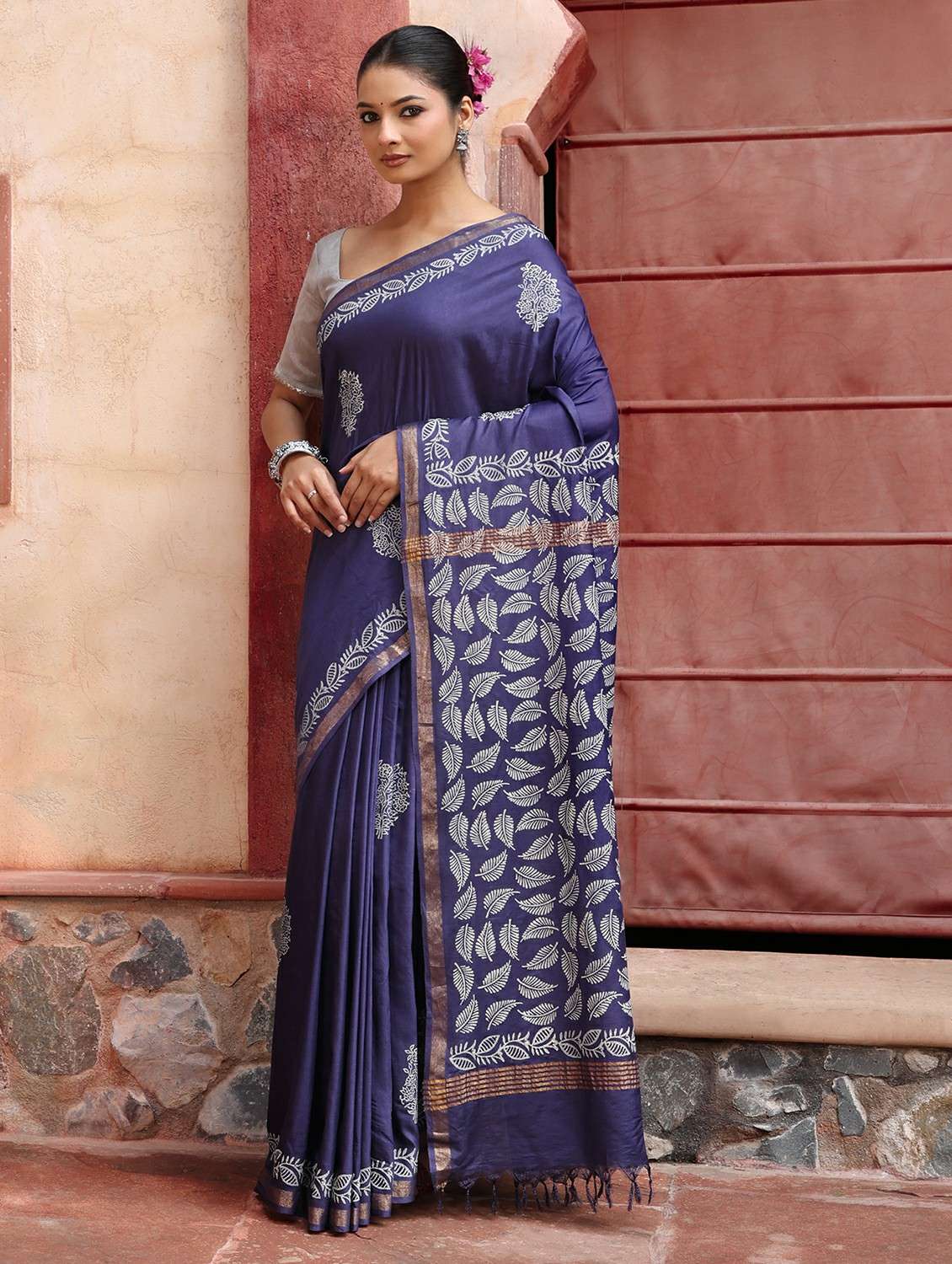women printed casual wear saree with blouse - 22184289 -  Standard Image - 2