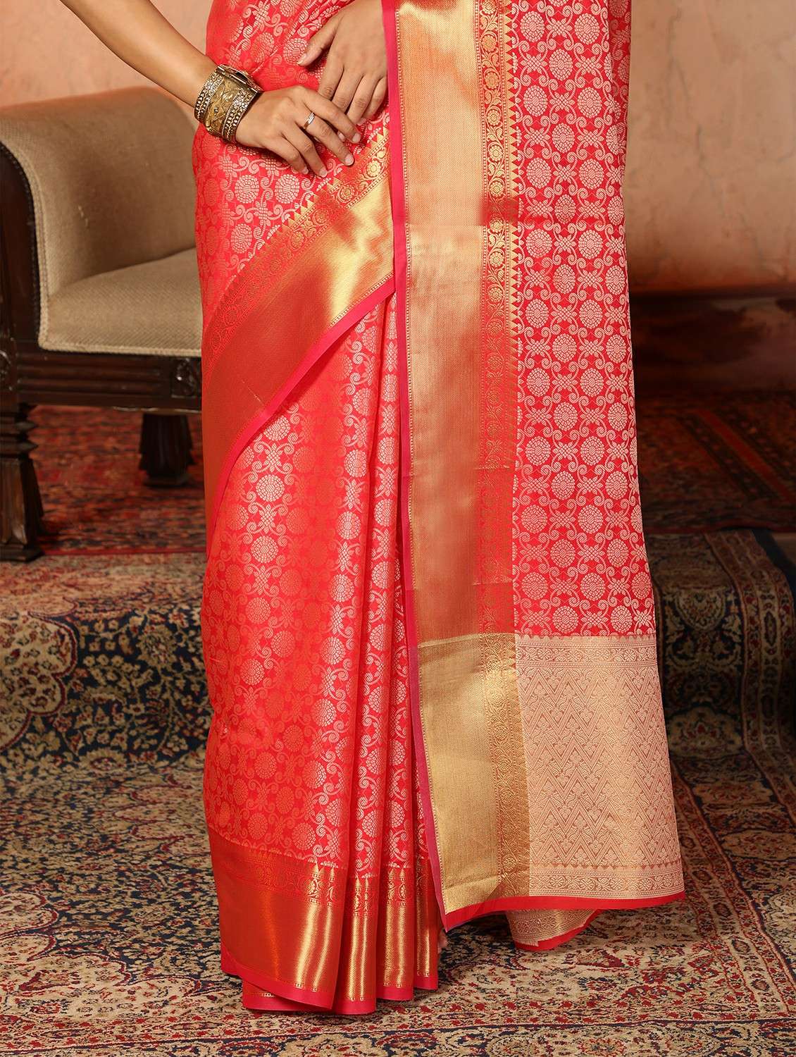 women self design banarasi saree with blouse - 22184304 -  Standard Image - 7