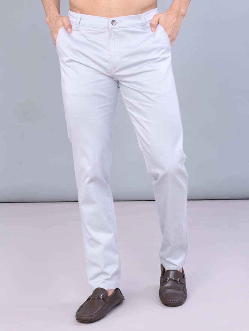 men solid mid rise chinos casual trouser