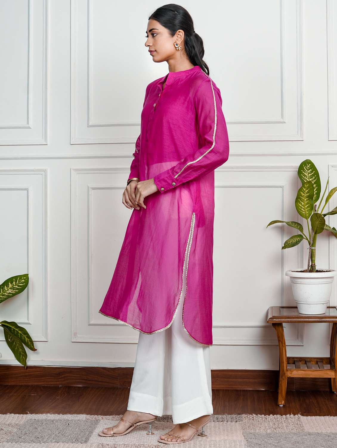 women solid long sleeve straight kurta  - 22185076 -  Standard Image - 2