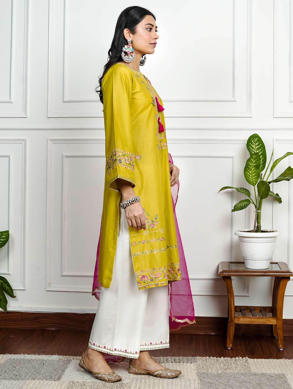 women solid with work long sleeve kurta pant with dupatta set - 22185079 -  Standard Image - 2