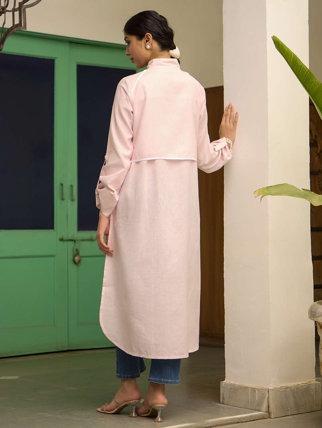 women solid long sleeve high low kurta - 22185096 -  Standard Image - 2