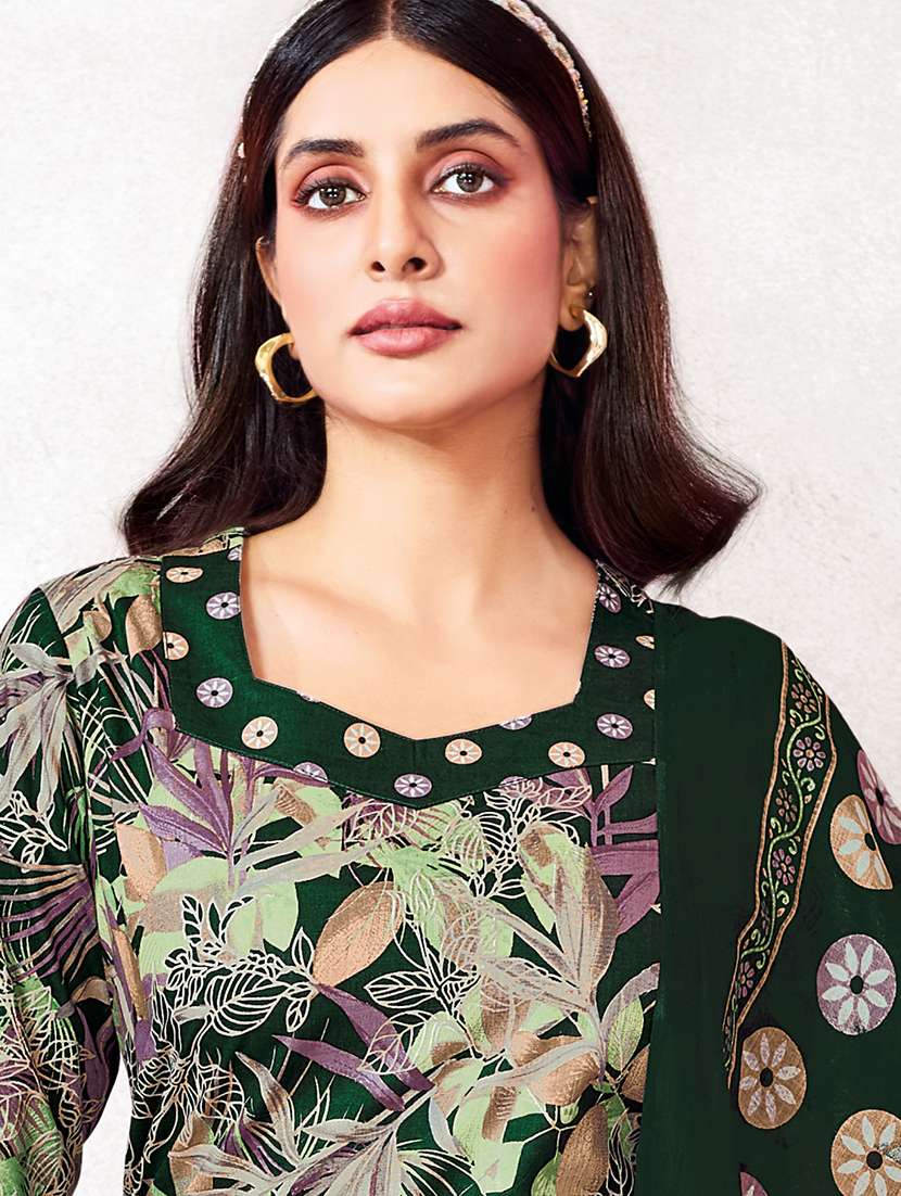 women printed three quarter sleeve kurta pant with dupatta set - 22185116 -  Standard Image - 2