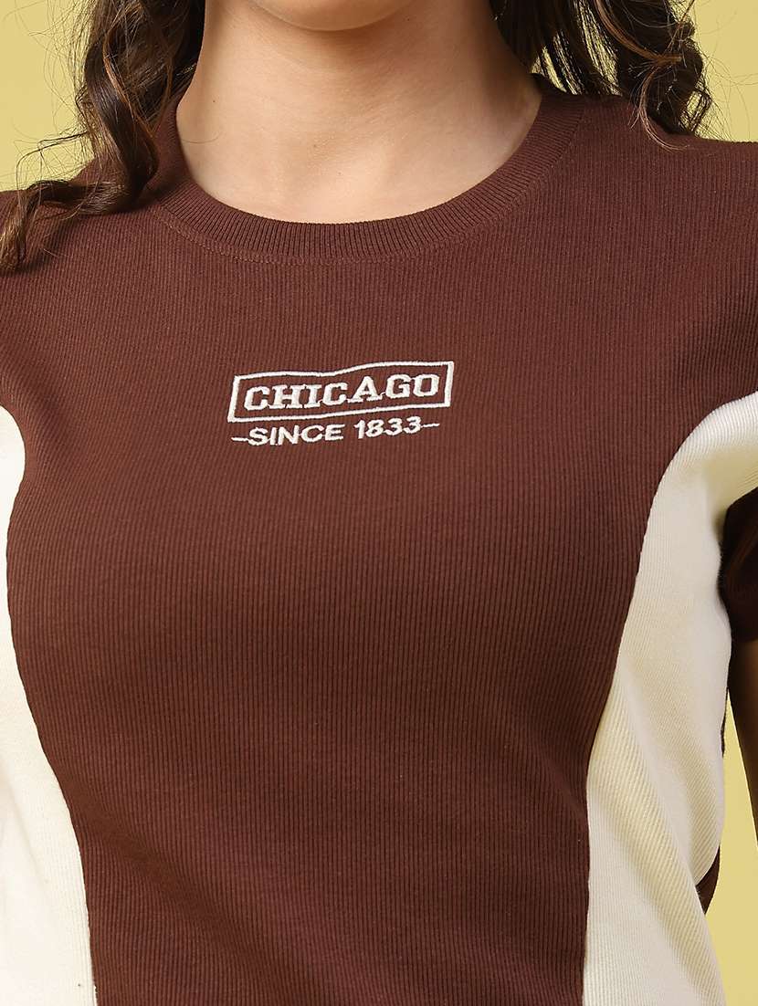 women printed short sleeve crop t-shirt - 22185592 -  Standard Image - 2