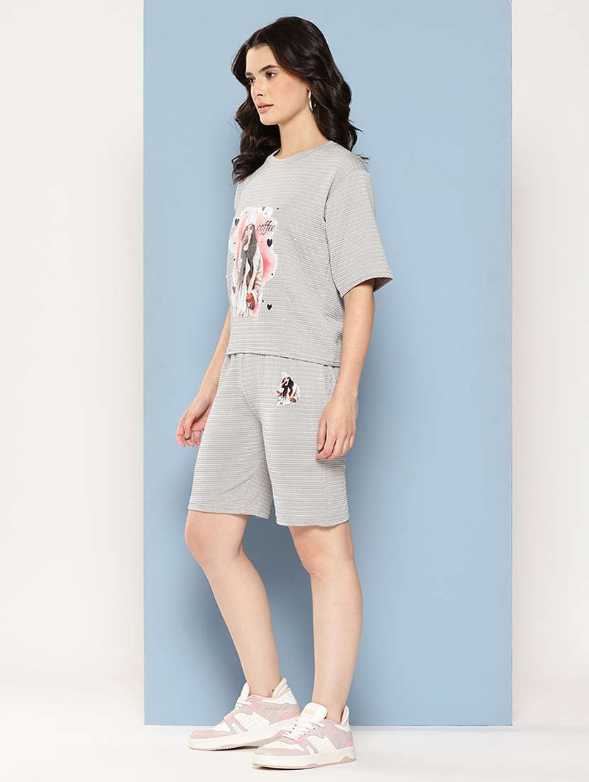 women printed top and shorts co-ord set - 22186129 -  Standard Image - 2