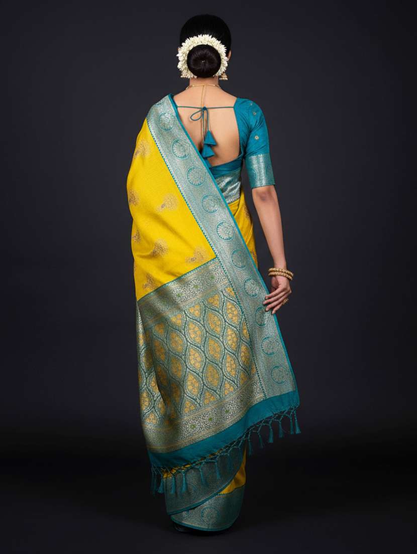 women self design bordered saree with blouse - 22186165 -  Standard Image - 2