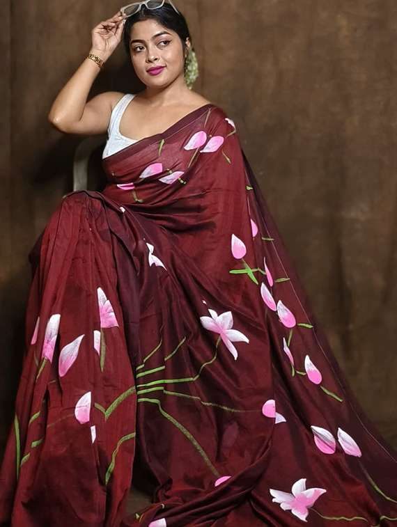 women floral printed saree with blouse - 22186339 -  Standard Image - 2