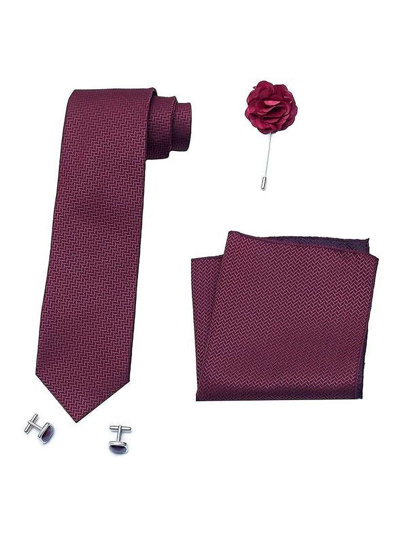 men textured tie cufflinks and pocket square - 22186985 -  Standard Image - 2