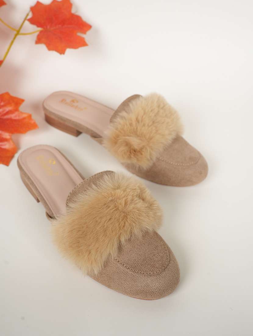 women slip on sandal