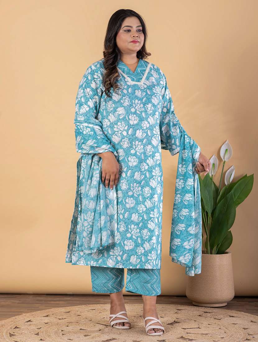 women plus size three quarter sleeve kurta pant with dupatta set - 22187431 -  Standard Image - 2