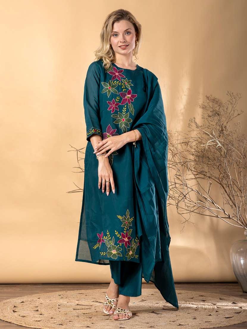 women solid with work three quarter sleeve kurta pant with dupatta set - 22187442 -  Standard Image - 2