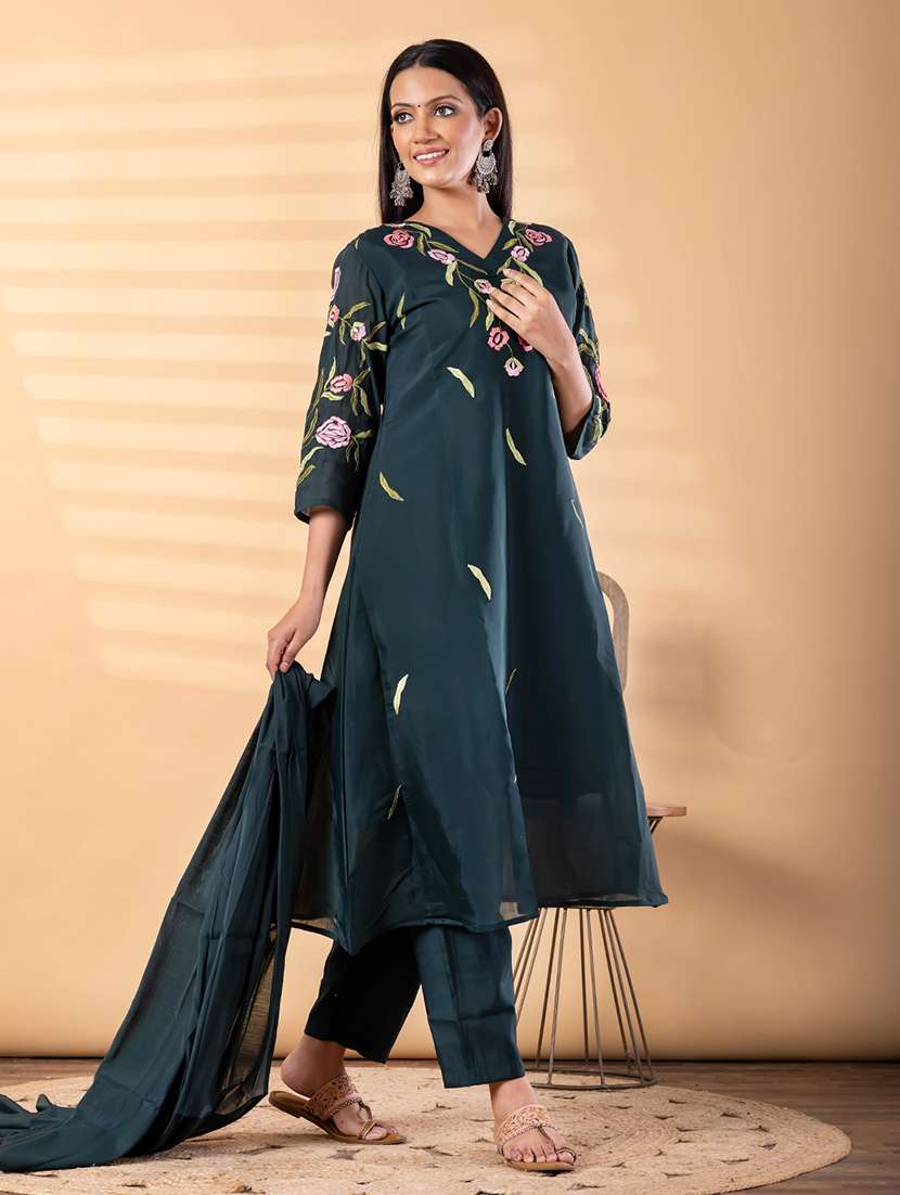 women solid with work three quarter sleeve kurta pant with dupatta set - 22187492 -  Standard Image - 2