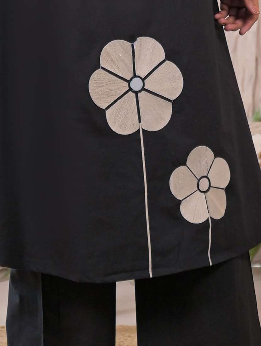 women solid with work three quarter sleeve kurta palazzo set - 22187569 -  Standard Image - 7