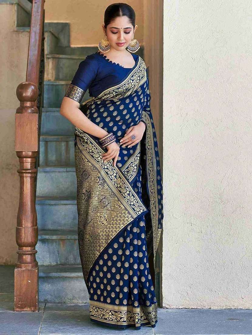 women self design kanjivaram saree with blouse - 22187587 -  Standard Image - 2