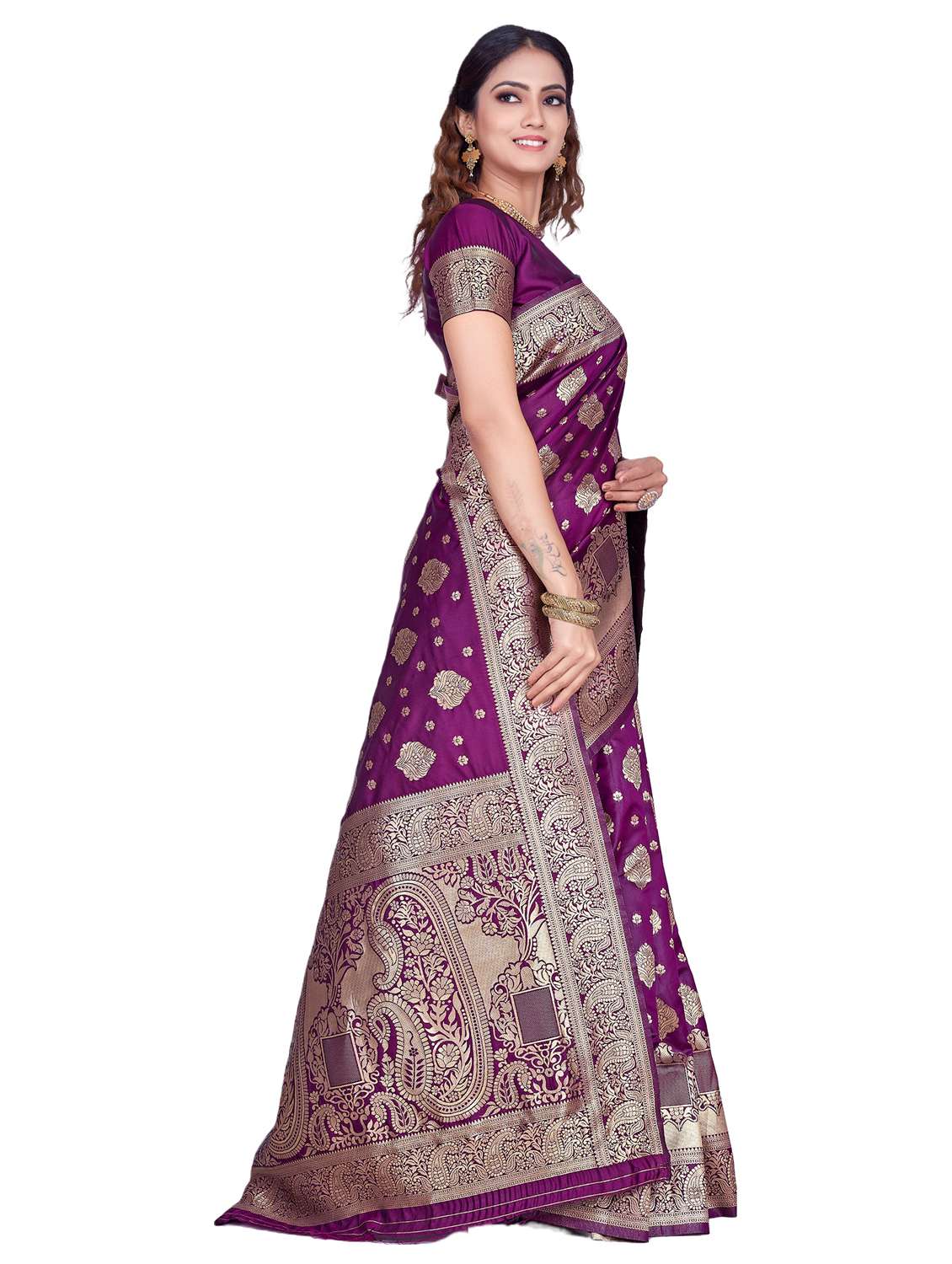 Women Self Design Kanjivaram Saree With Blouse - 22187590 -  Standard Image - 2