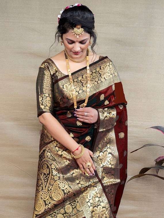women self design kanjivaram saree with blouse - 22187609 -  Standard Image - 2