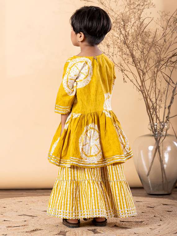 yellow cotton suit set - 22187756 -  Standard Image - 2
