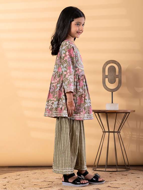 girls printed long sleeve kurta and sharara set - 22187759 -  Standard Image - 2