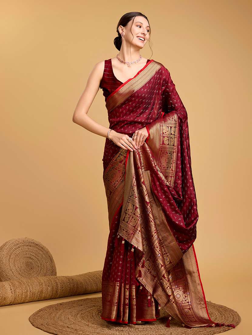 women self design bordered saree with blouse - 22187778 -  Standard Image - 2