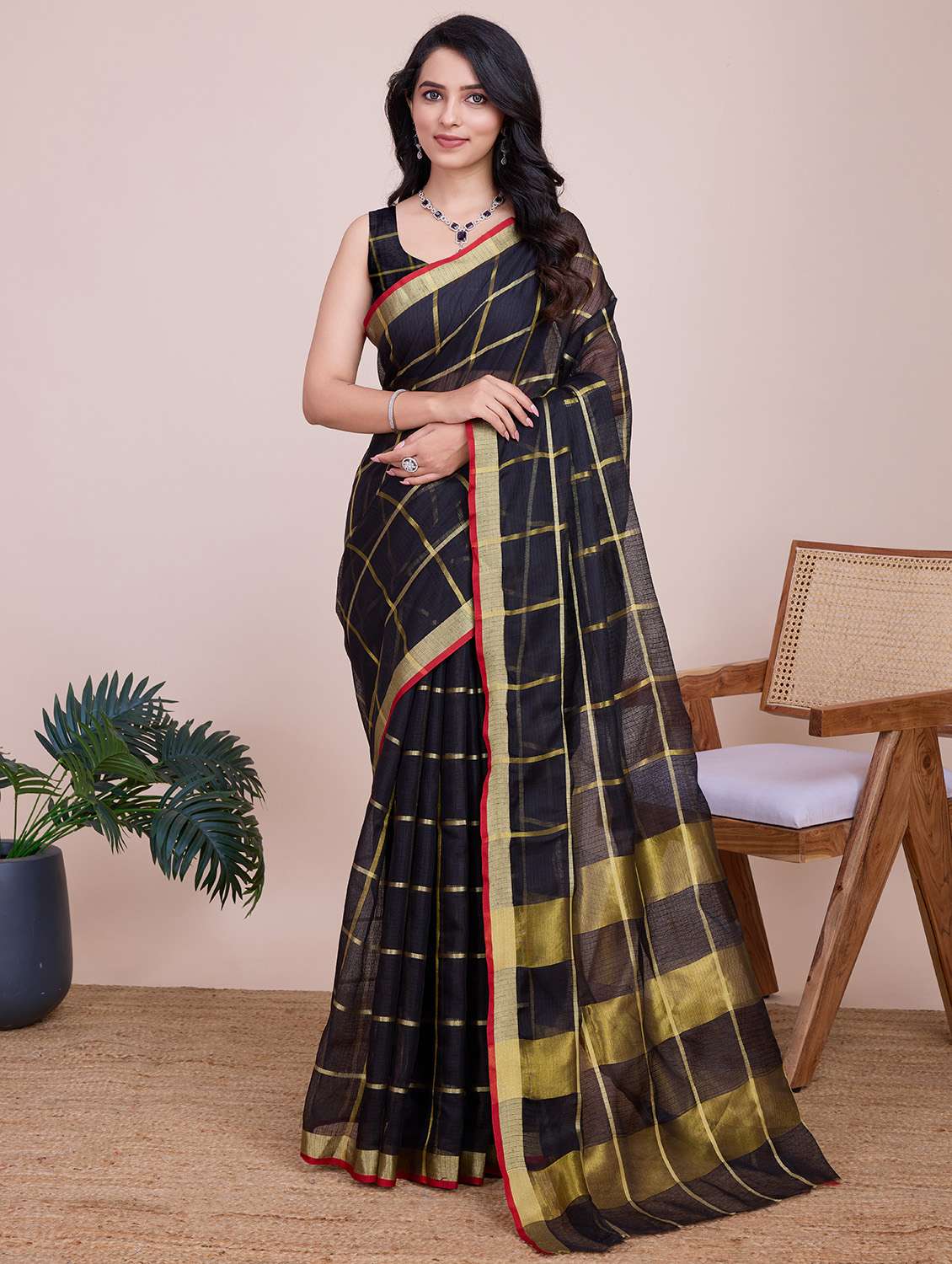 women checkered bordered saree with blouse