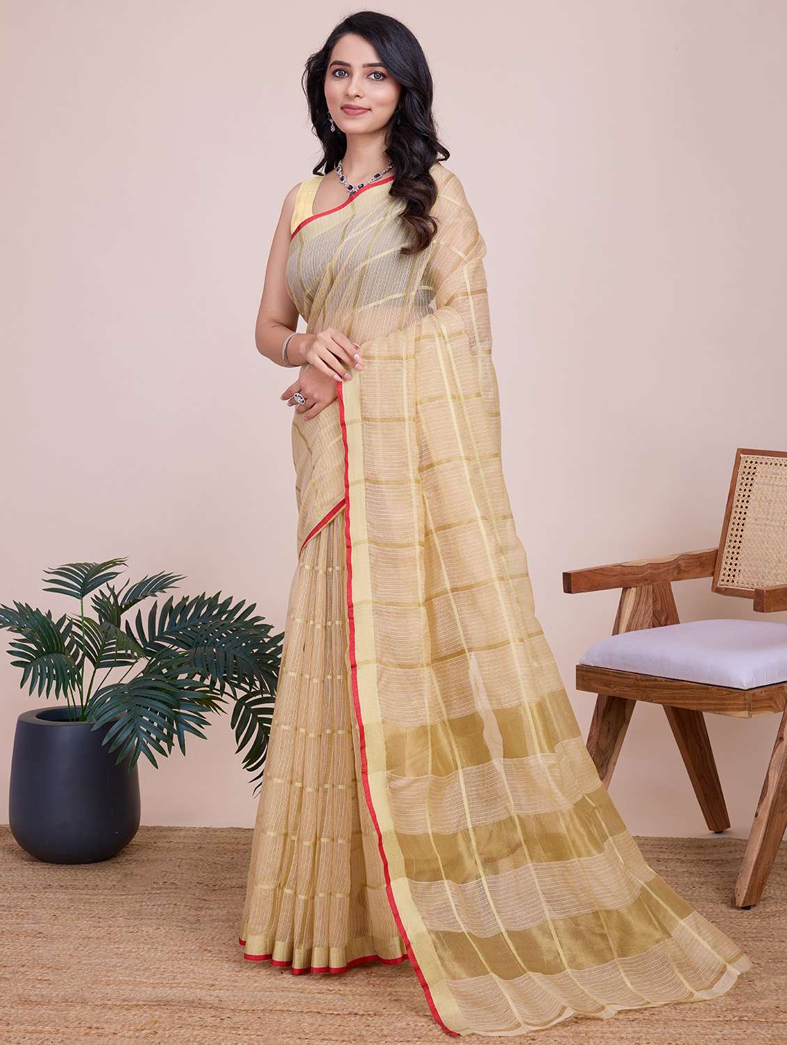 women checkered bordered saree with blouse - 22187793 -  Standard Image - 2