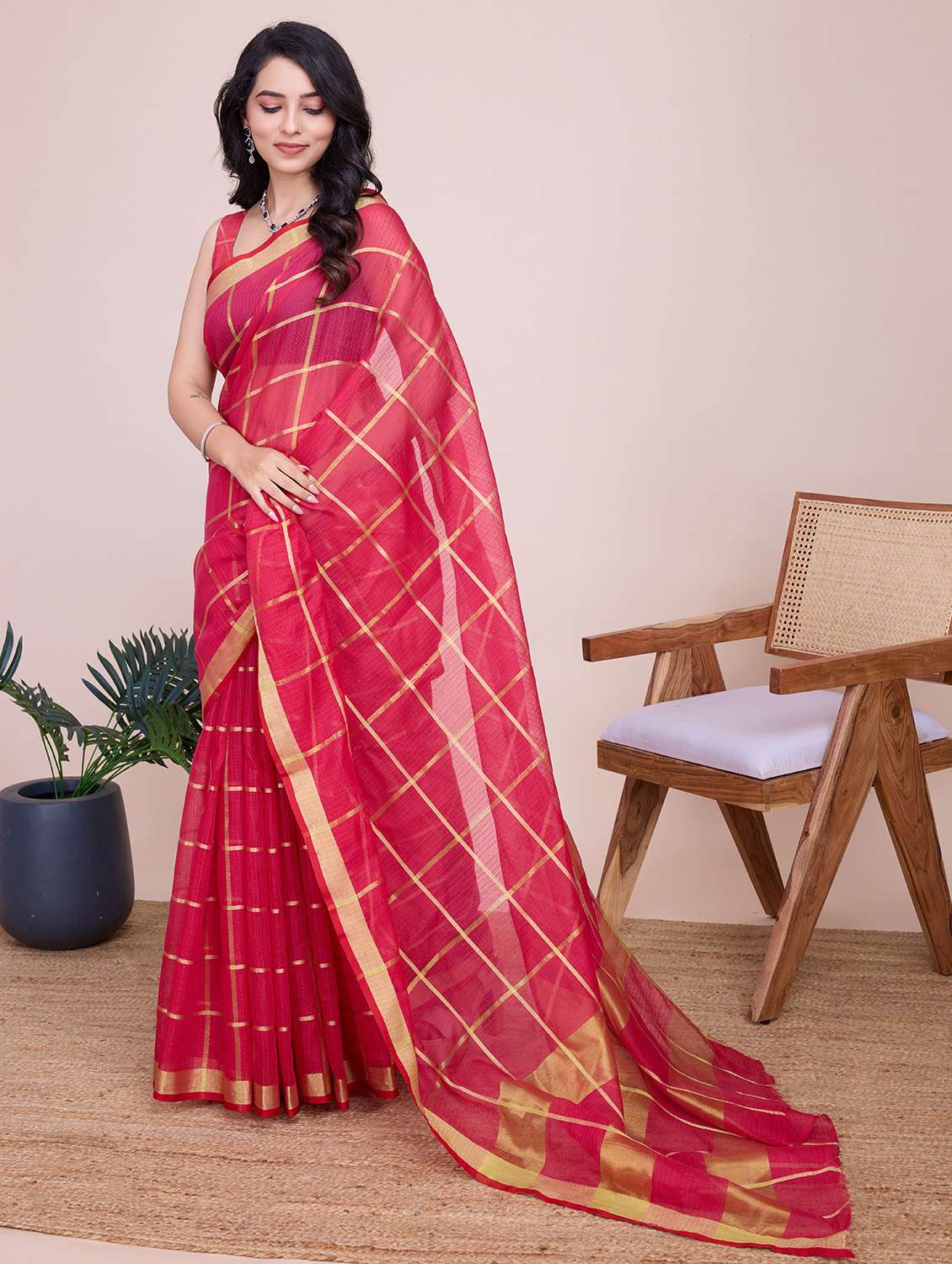 women checkered bordered saree with blouse - 22187794 -  Standard Image - 2