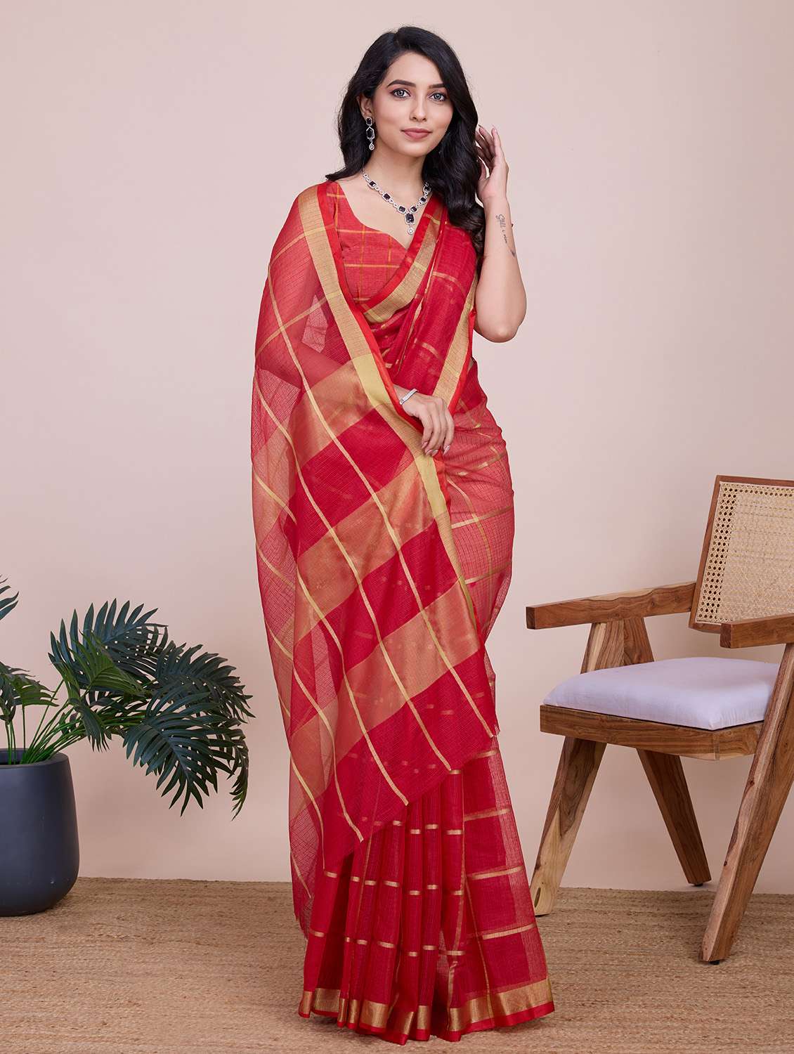 women checkered bordered saree with blouse - 22187797 -  Standard Image - 2
