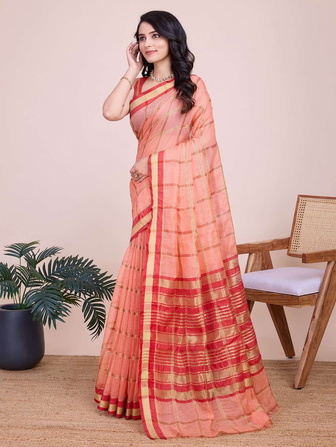 women checkered bordered saree with blouse - 22187802 -  Standard Image - 2