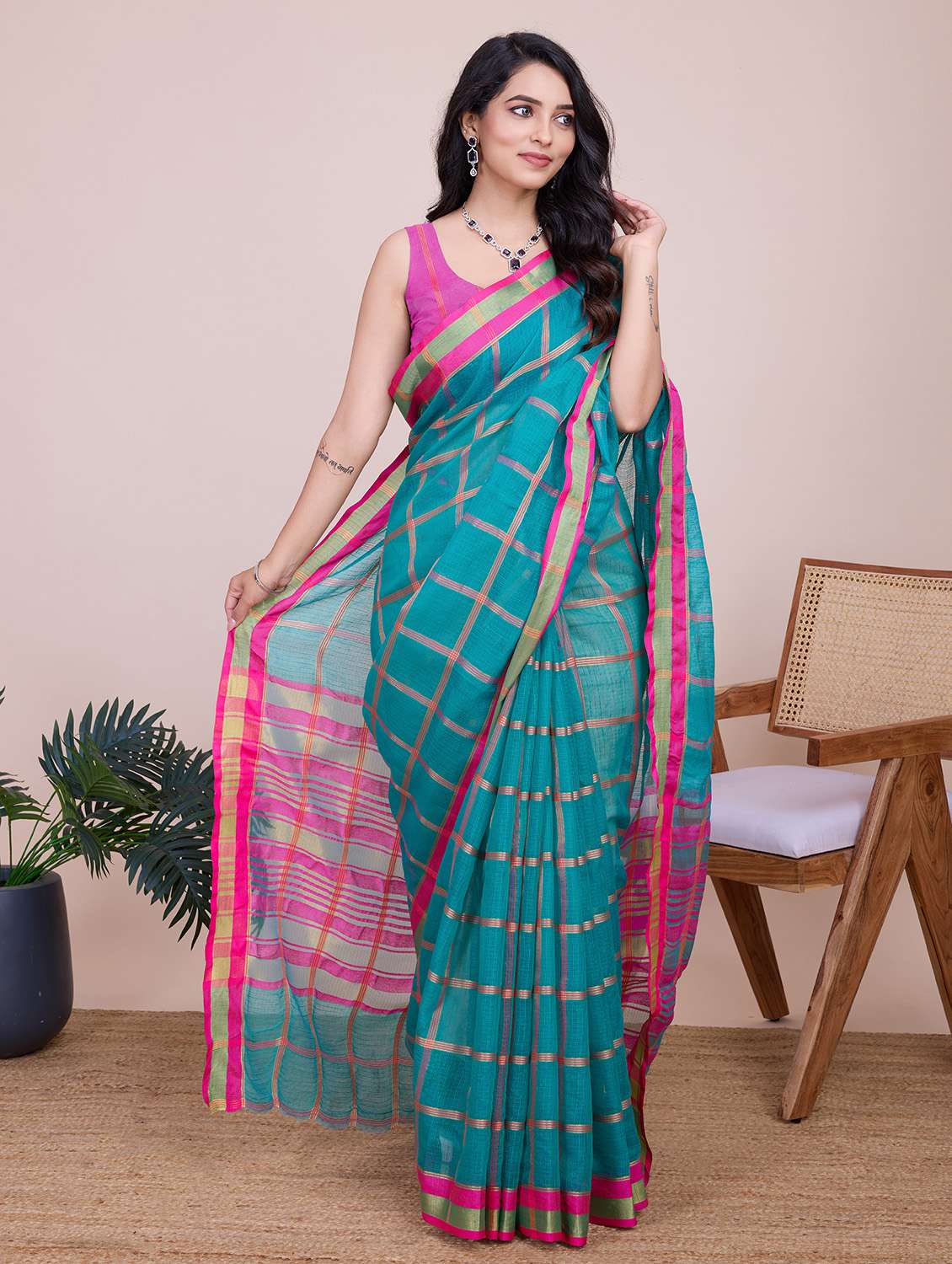 women checkered bordered saree with blouse - 22187803 -  Standard Image - 2