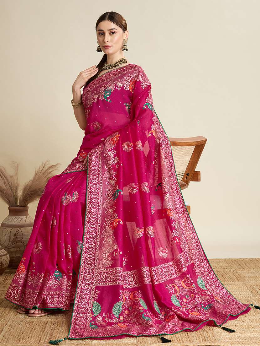 women printed casual wear saree with blouse - 22187831 -  Standard Image - 2