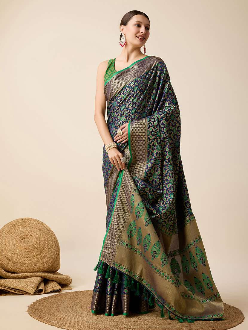 women self design patola saree with blouse - 22187869 -  Standard Image - 2