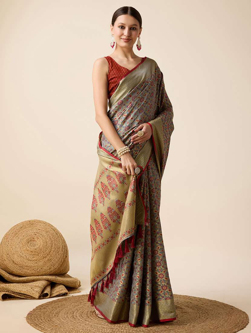 women self design patola saree with blouse - 22187870 -  Standard Image - 2