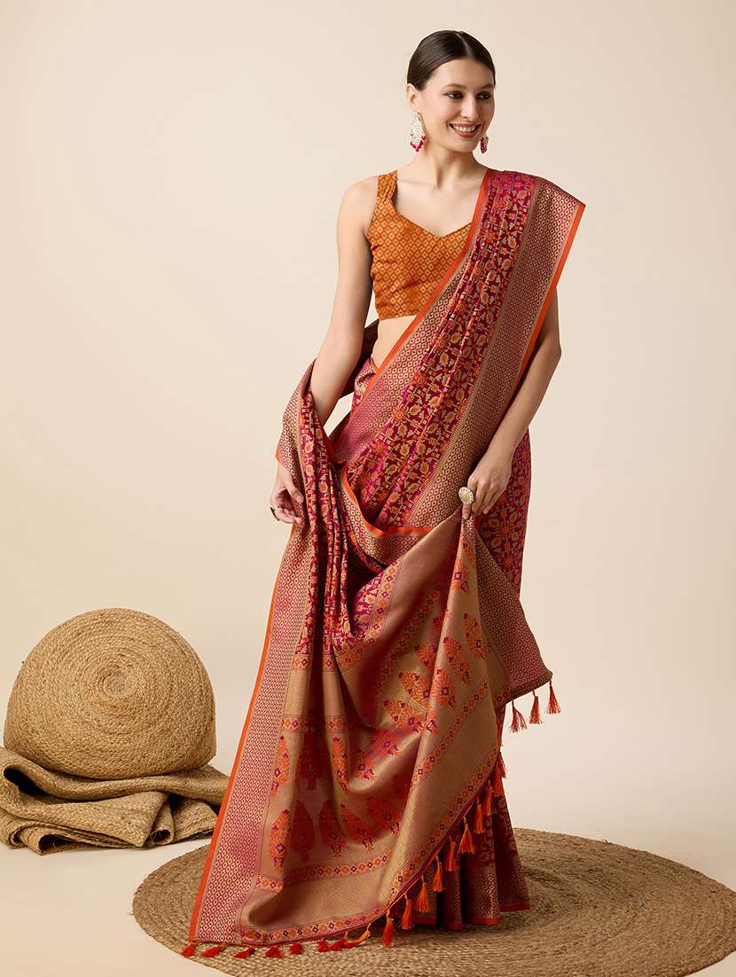 women self design patola saree with blouse - 22187871 -  Standard Image - 2