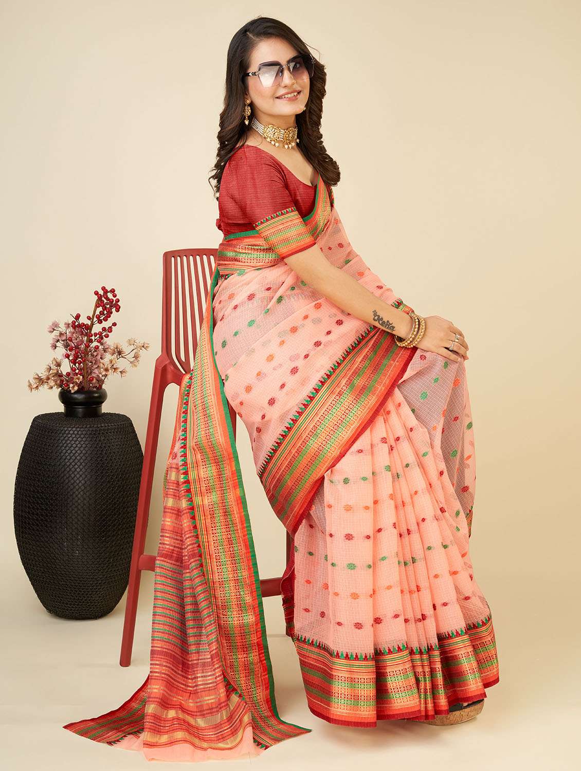 women self design bordered saree with blouse - 22187882 -  Standard Image - 2