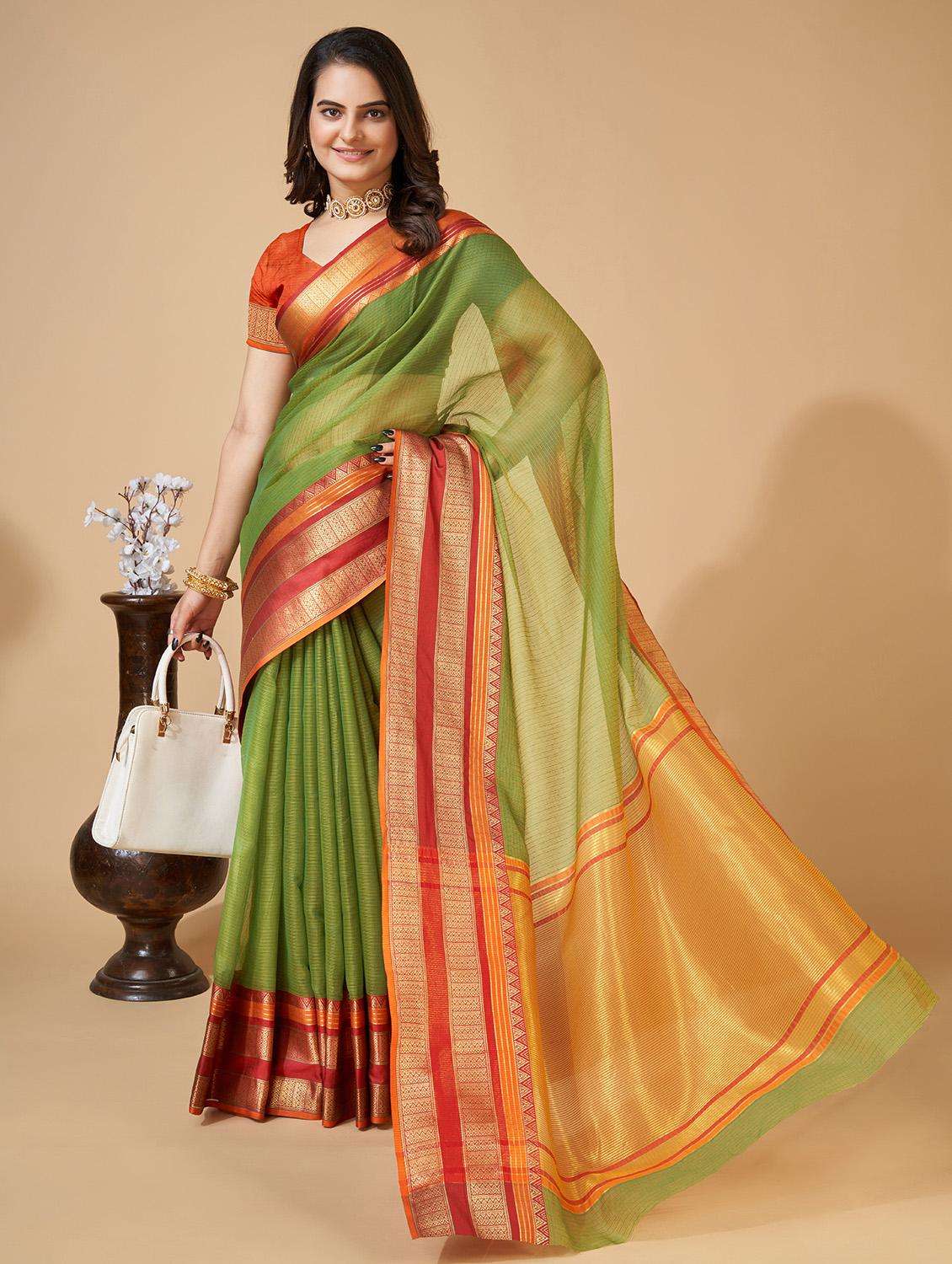 women solid with bordered saree with blouse